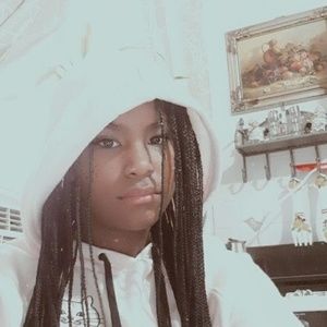 Meet your Posher, Nicol